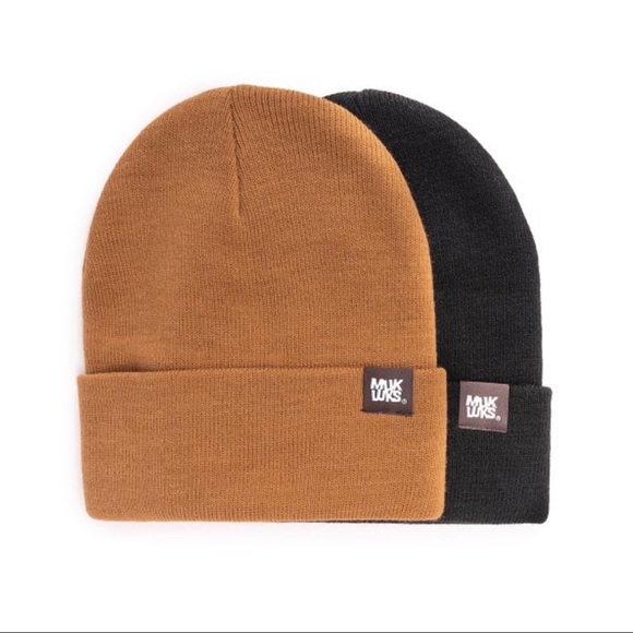 Muk Luks Accessories - NWT Black & Duck Brown Cuff Beanie 2 Piece Set